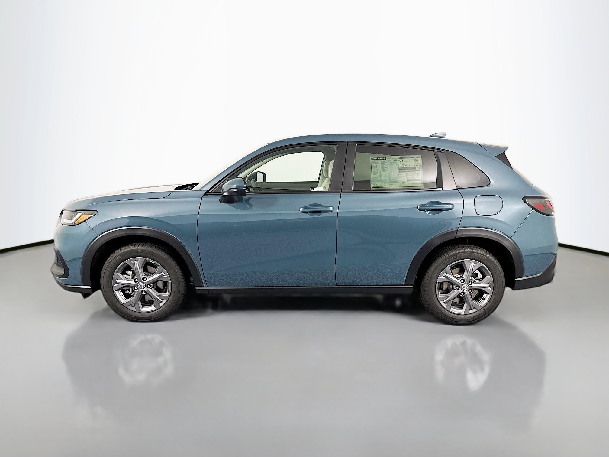 New 2027 Honda HR-V LX image 8