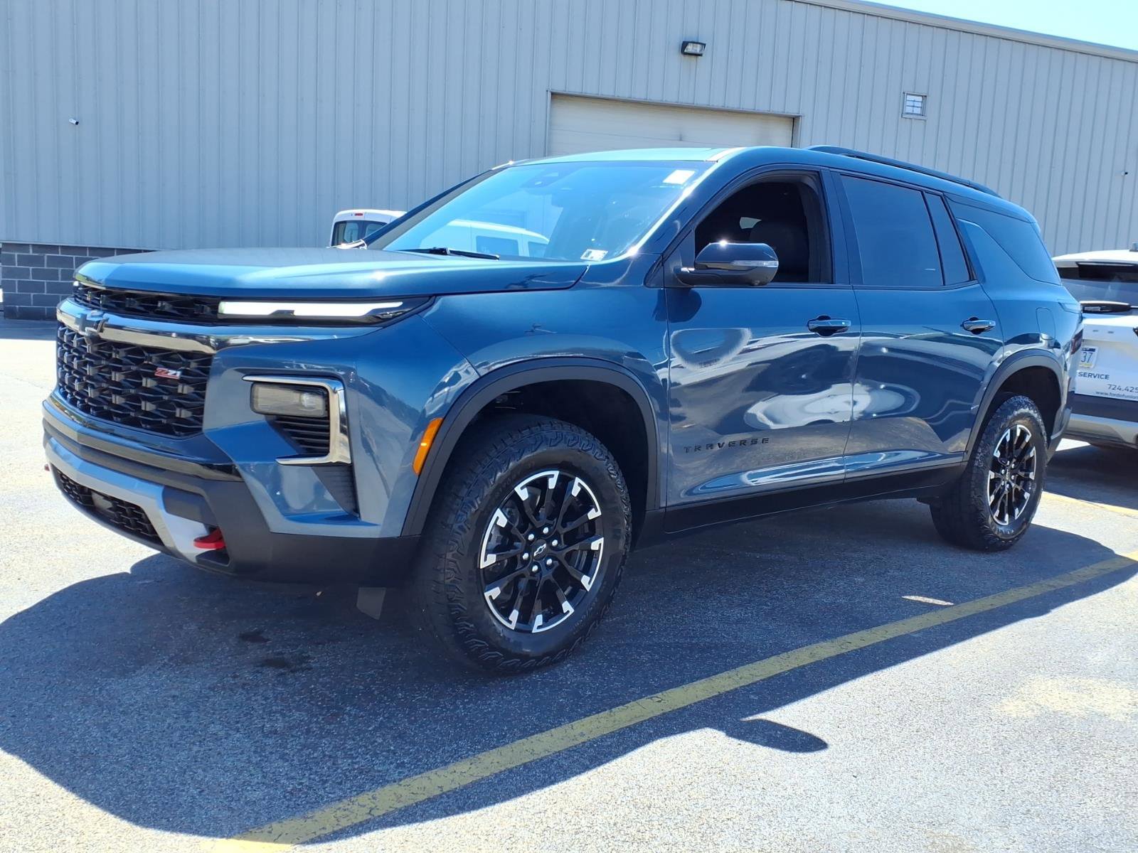 Used 2024 Chevrolet Traverse Z71 w/ LPO, Floor Liner Package image 2