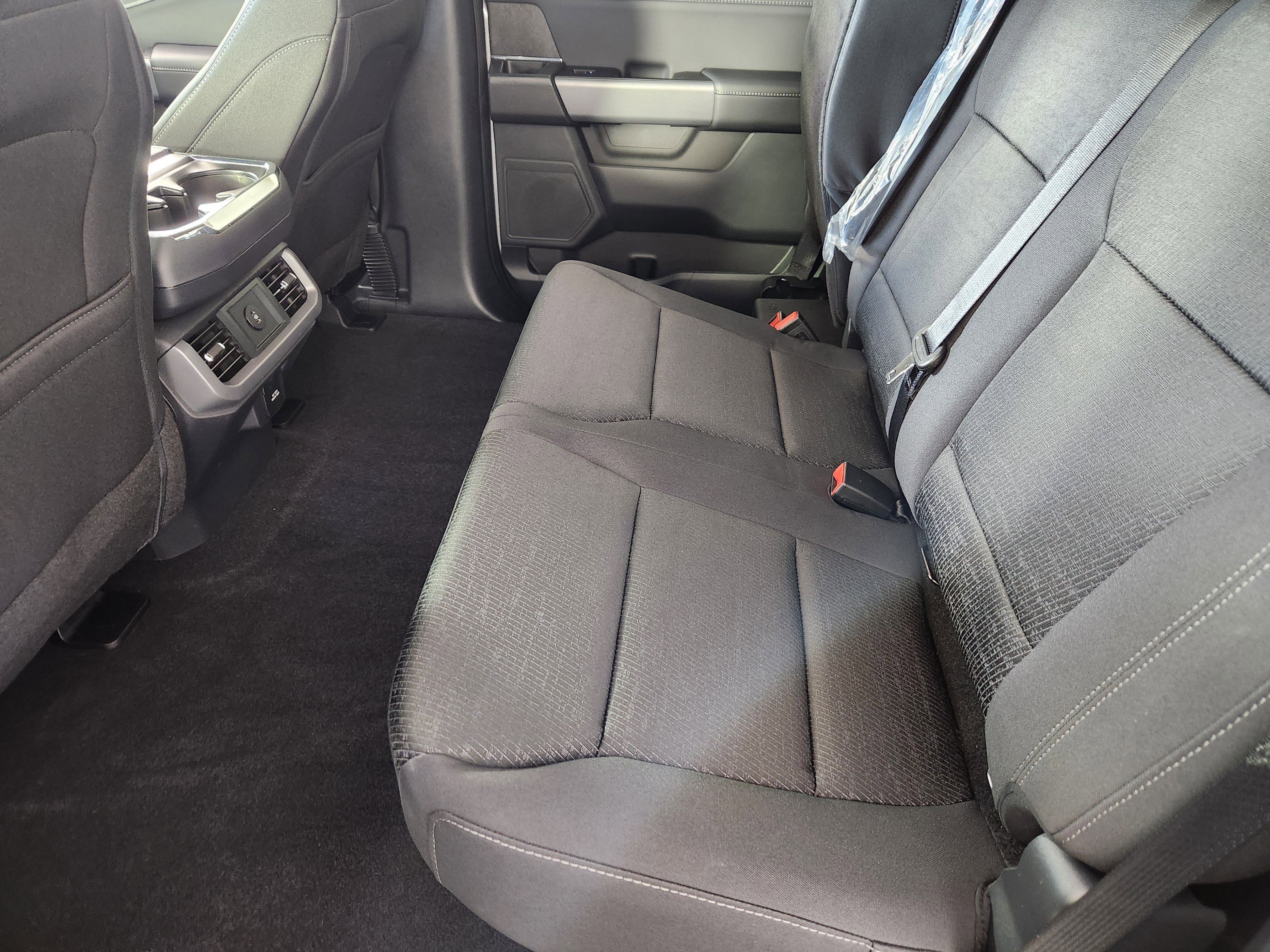 New 2025 Ford F150 XLT w/ Equipment Group 302A MID image 11