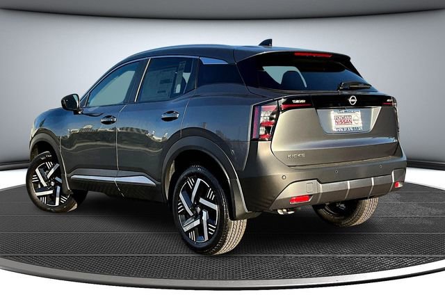 New 2026 Nissan Kicks SV FWD image 3