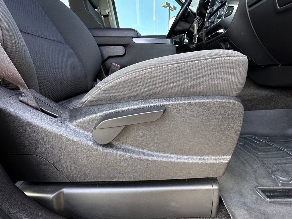 Used 2015 Chevrolet Silverado 2500 LT w/ LT Convenience Package AWD/4WD image 13