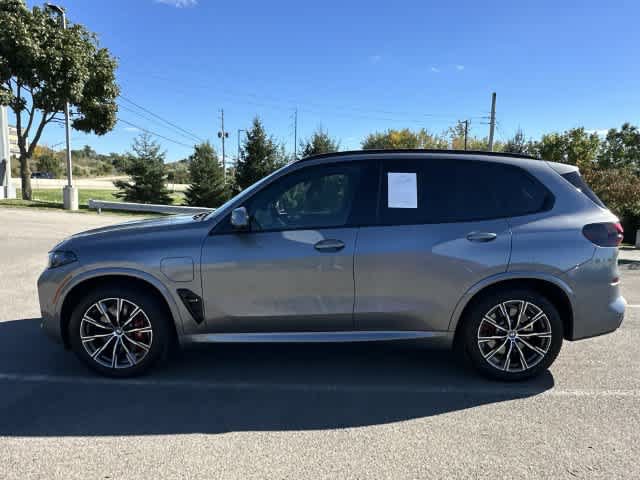 Used 2024 BMW X5 xDrive50e w/ M Sport Package AWD/4WD image 2