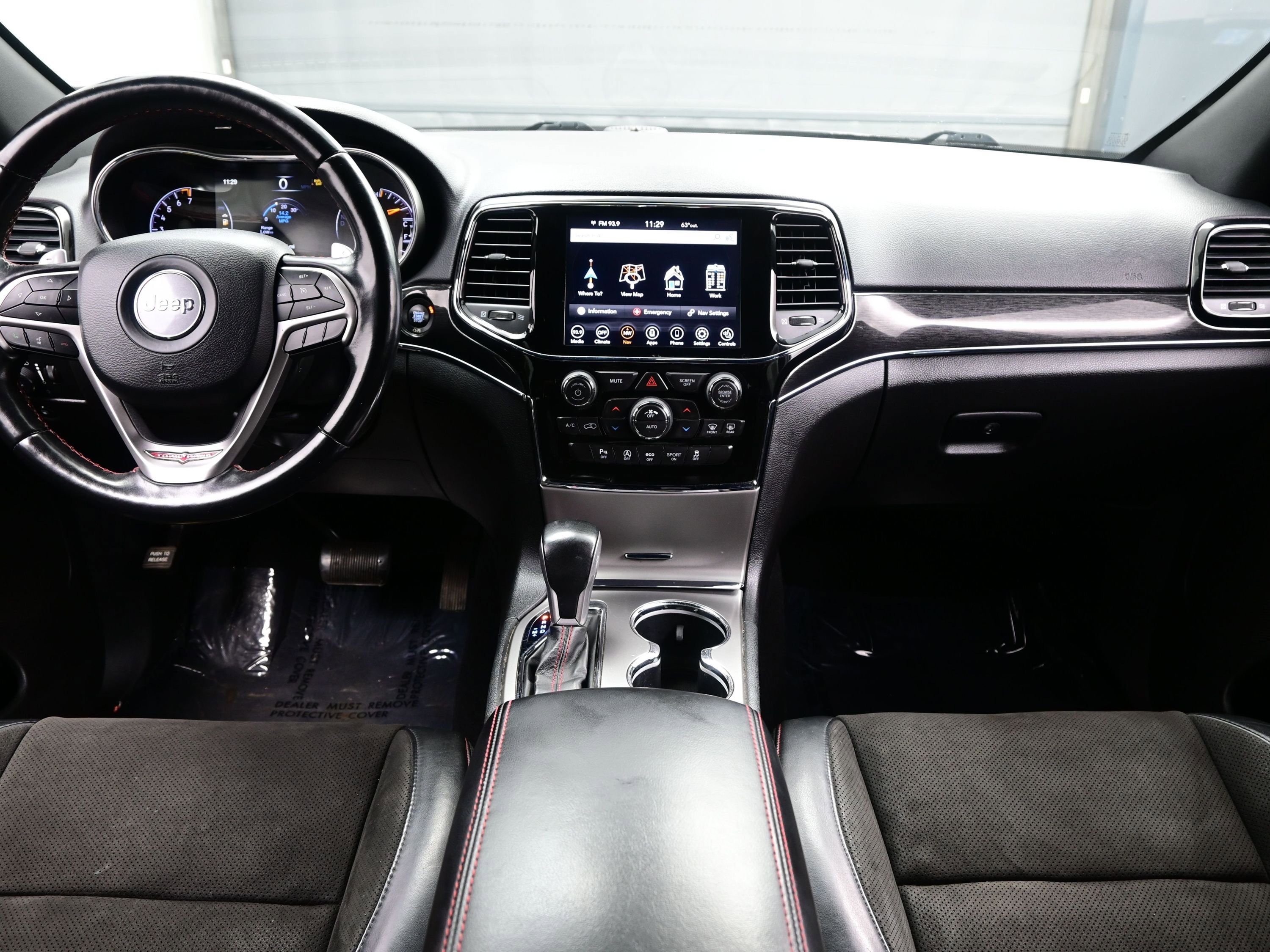 Used 2020 Jeep Grand Cherokee Trailhawk AWD/4WD image 17