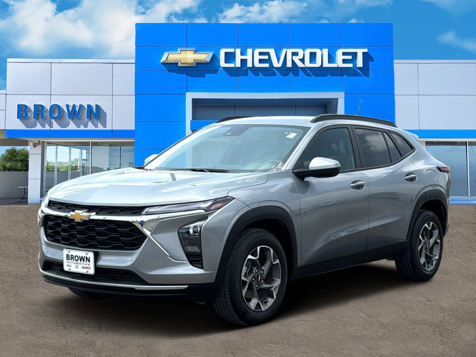 Used 2024 Chevrolet Trax LT w/ Driver Confidence Package FWD image 3