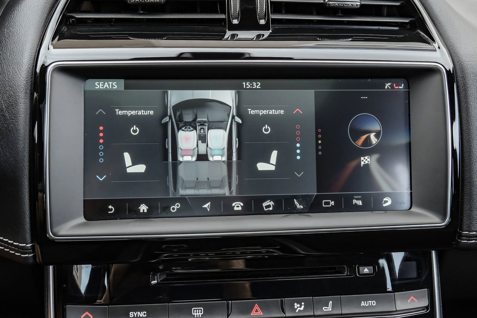 Used 2019 Jaguar XE S image 39