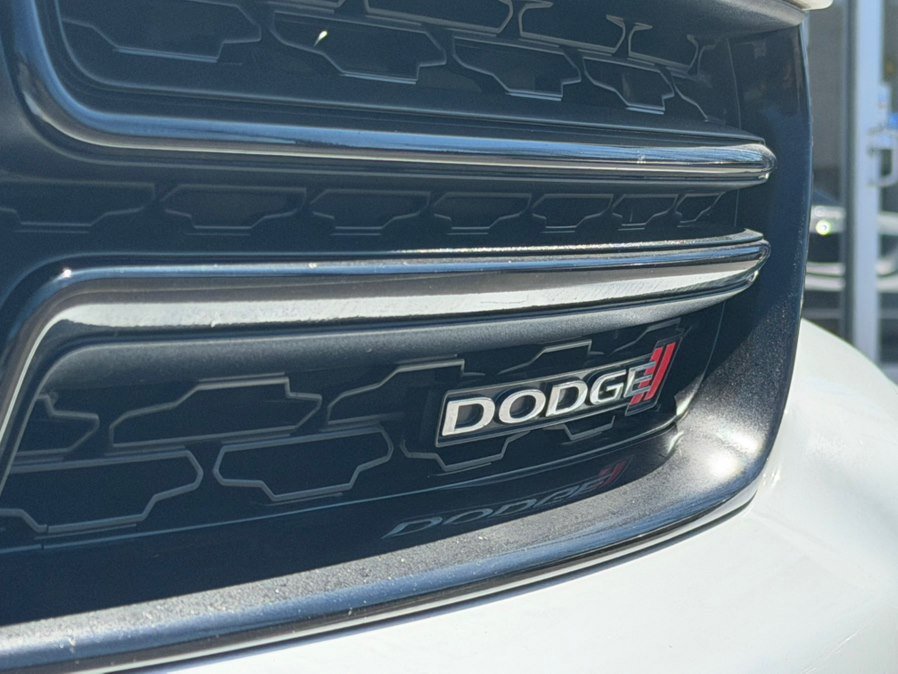 Used 2019 Dodge Charger SXT w/ Leather Interior Group image 35