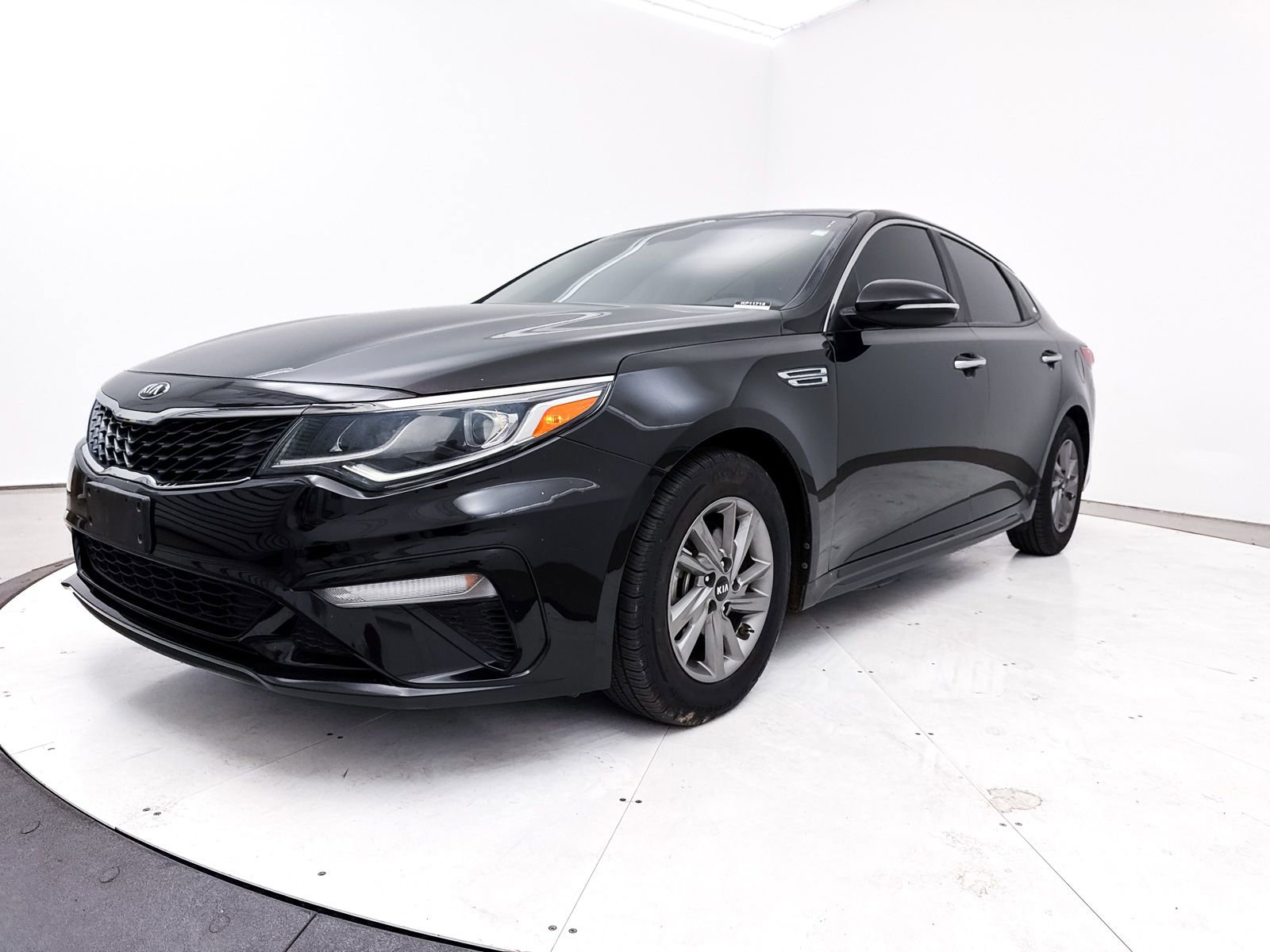 Used 2020 Kia Optima LX image 12