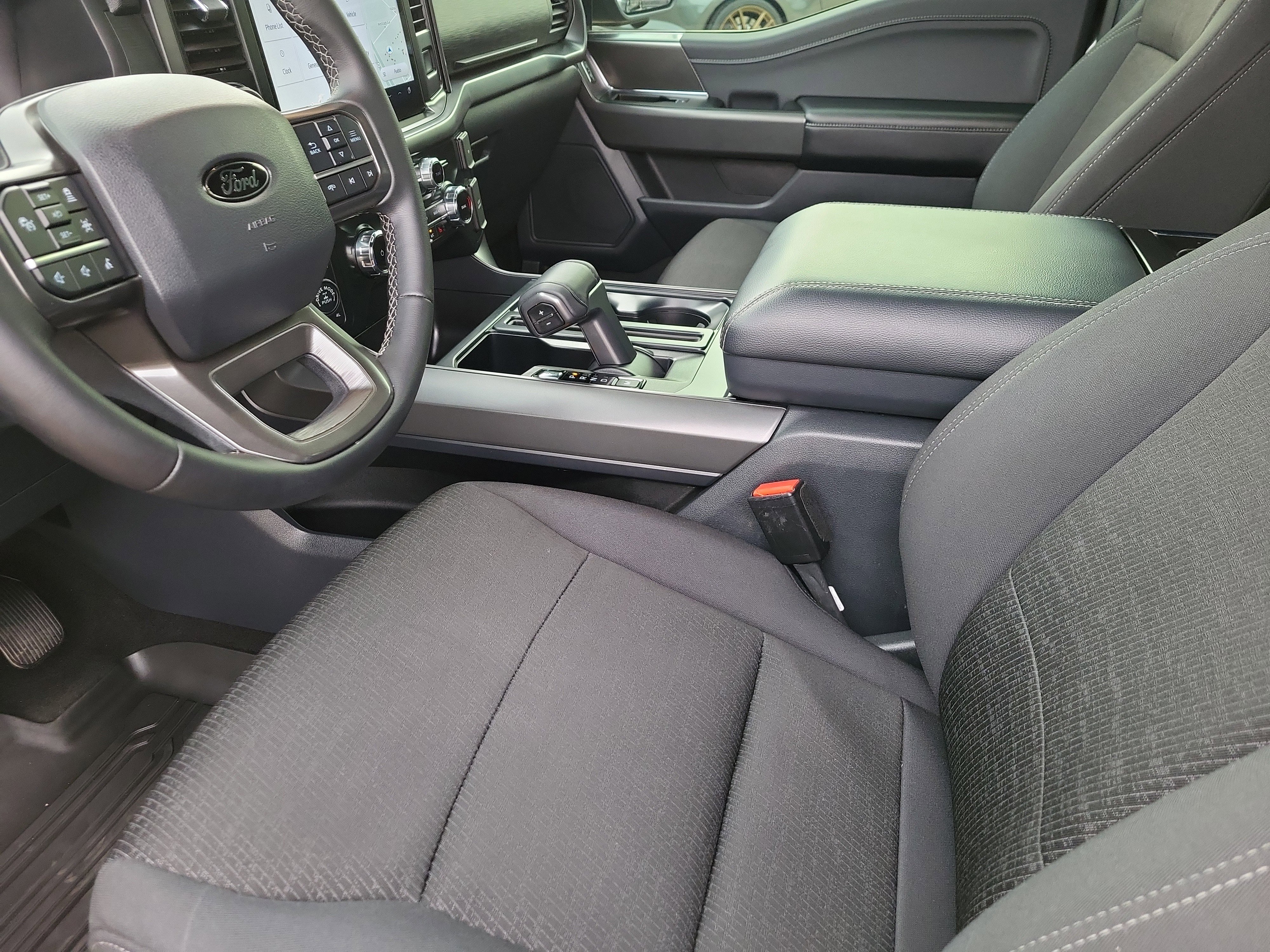 Used 2024 Ford F150 XLT w/ Equipment Group 302A MID image 7