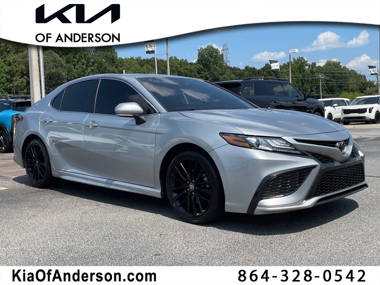 Used 2023 Toyota Camry XSE FWD image 1