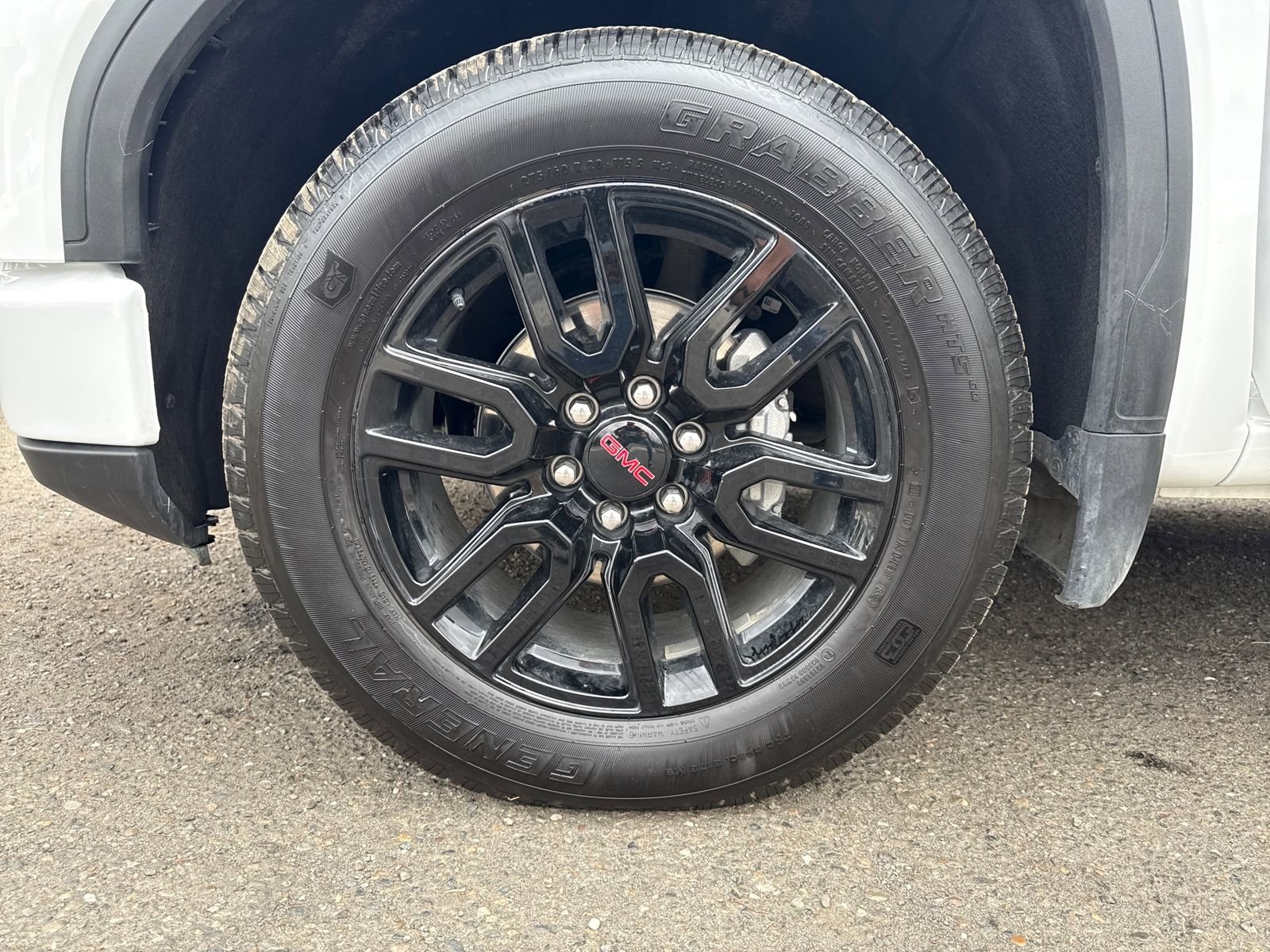 Used 2025 GMC Sierra 1500 Pro w/ Graphite Edition image 27
