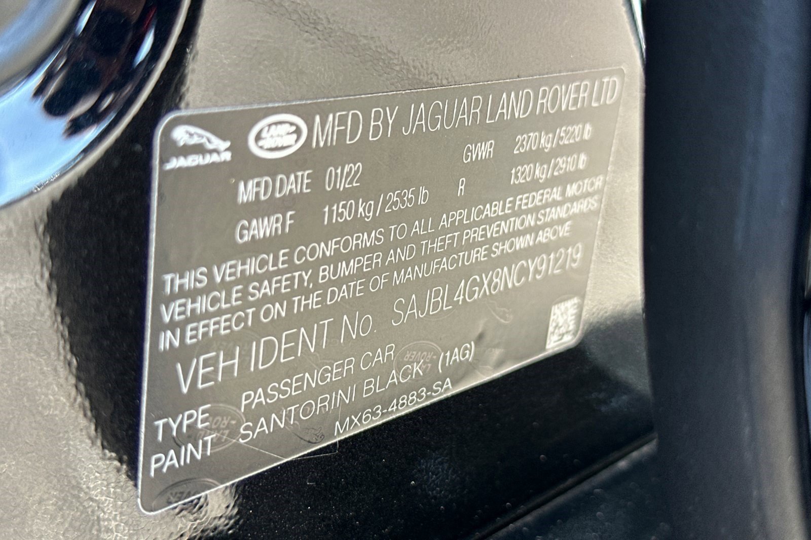 Used 2022 Jaguar XF R-Dynamic SE image 37