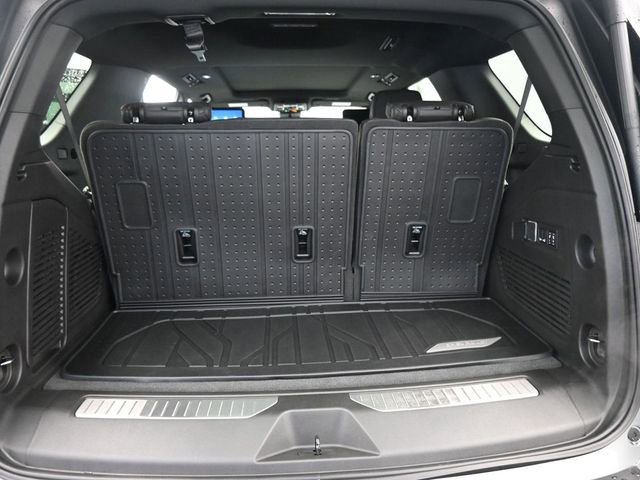 New 2026 Chevrolet Tahoe High Country image 8