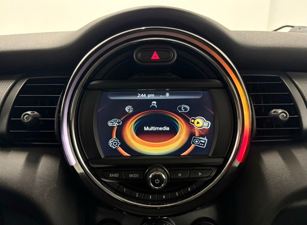 Used 2017 MINI Cooper 2-Door Hardtop image 28