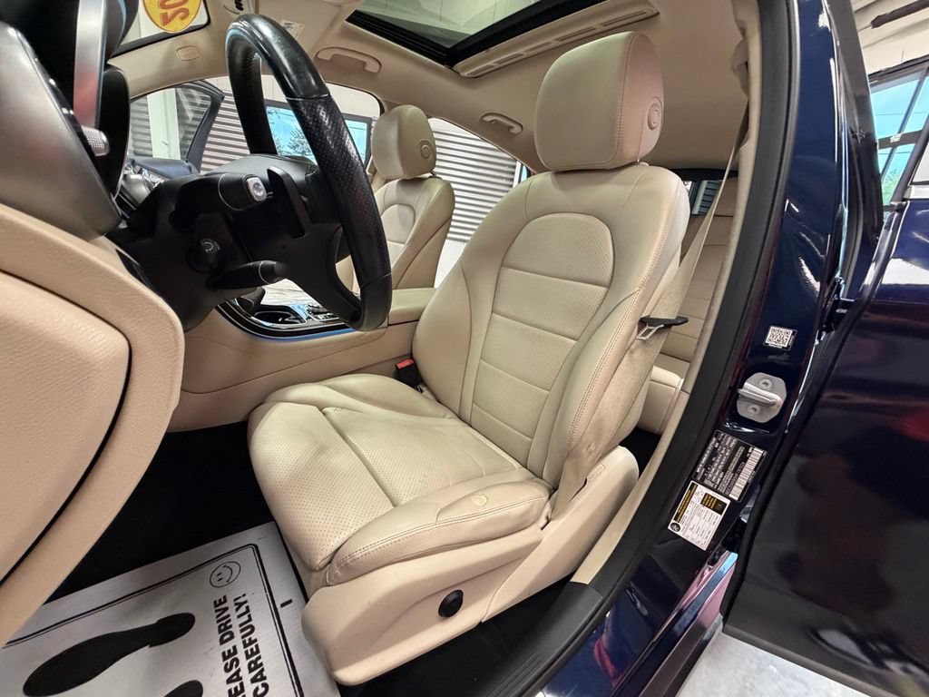 Used 2017 Mercedes-Benz GLC 300 4MATIC Coupe image 7