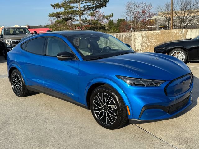 Used 2025 Ford Mustang Mach-E Premium image 6