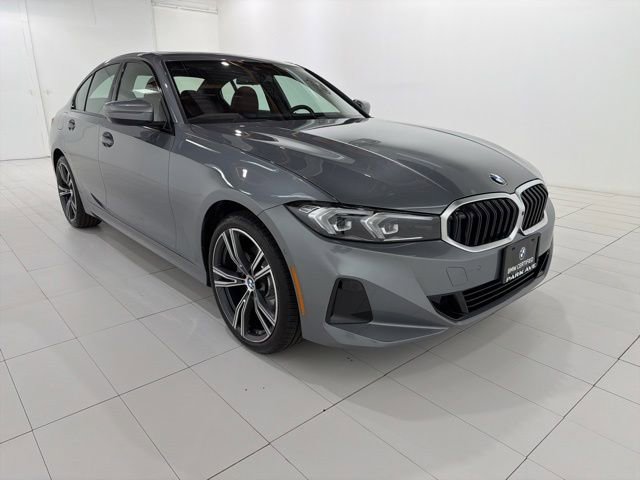 Certified 2023 BMW 330i xDrive Sedan w/ Premium Package AWD/4WD image 7