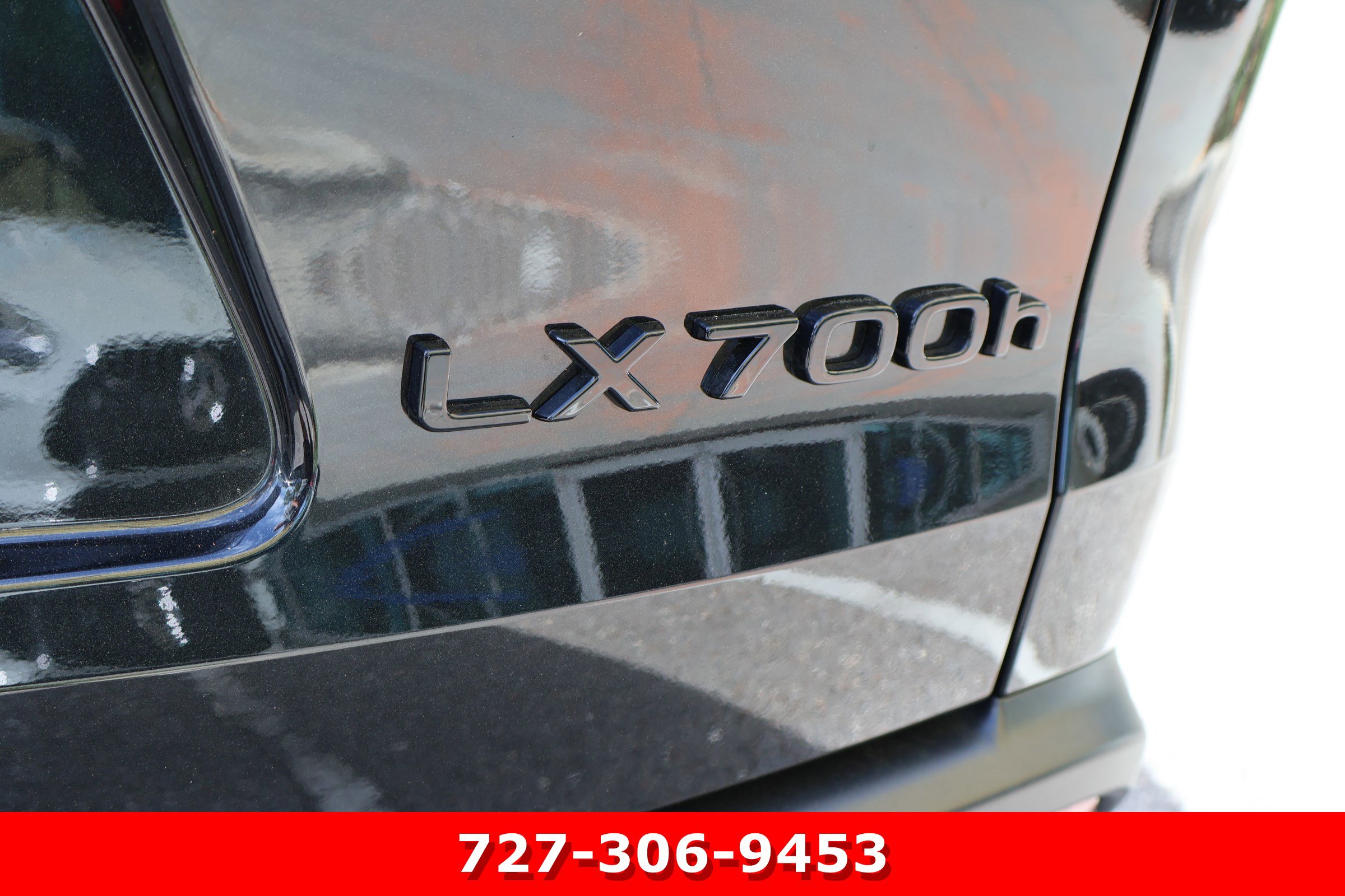 Used 2025 Lexus LX 700h F Sport AWD/4WD image 9