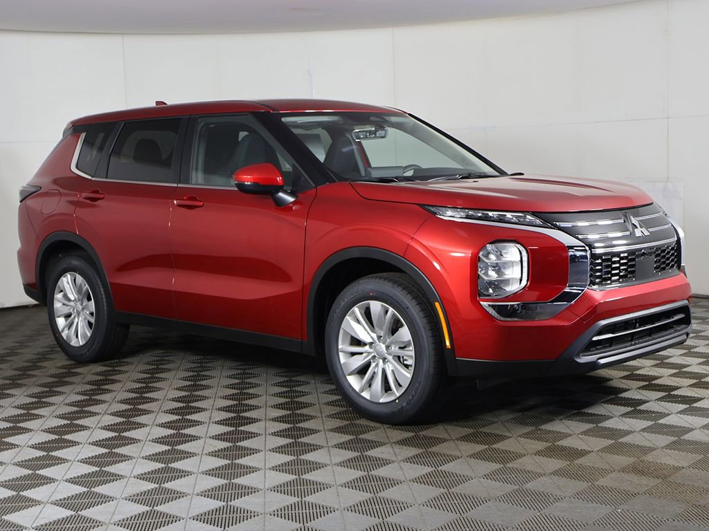New 2026 Mitsubishi Outlander ES FWD image 2