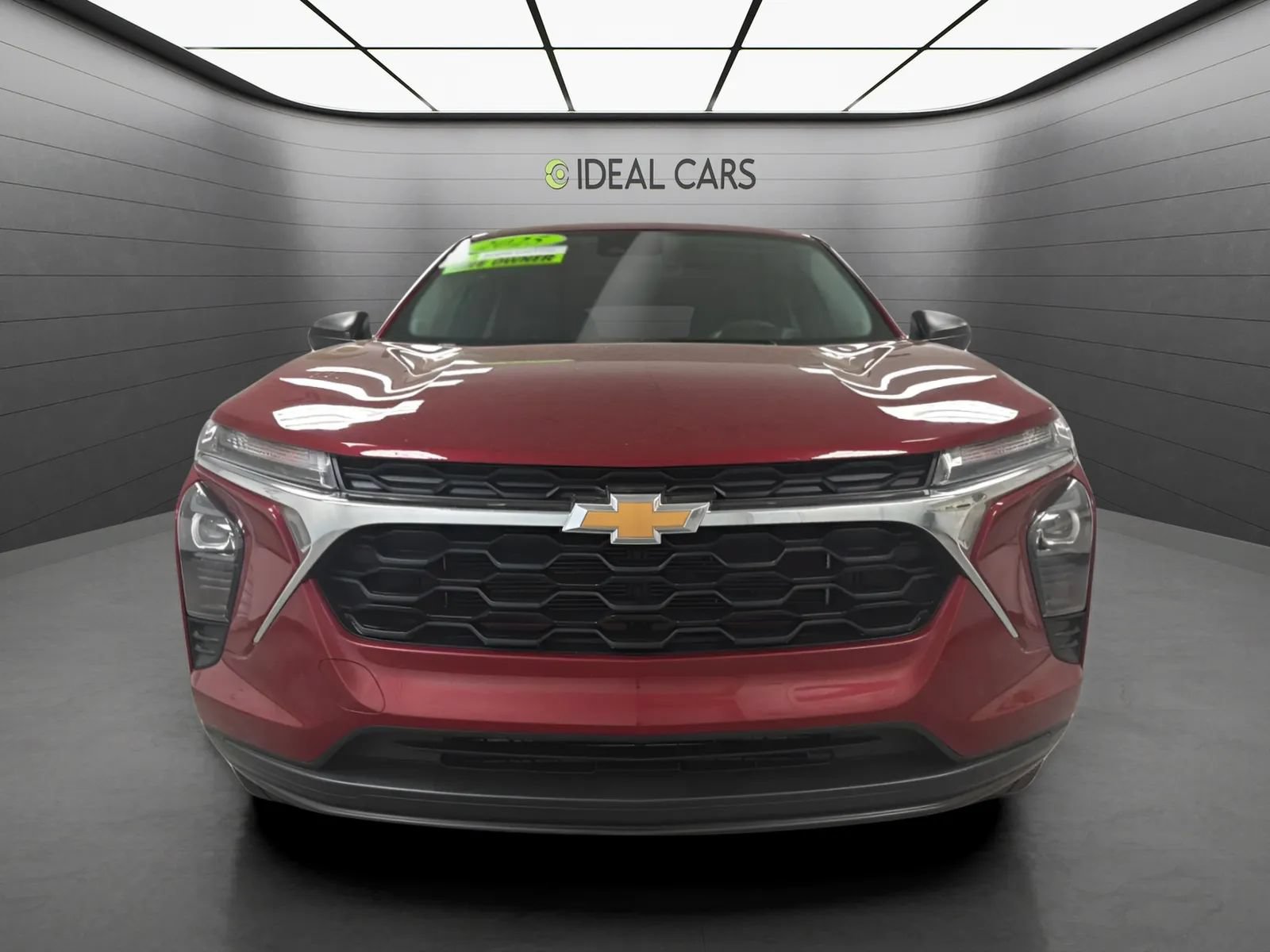 Used 2025 Chevrolet Trax LS FWD image 2