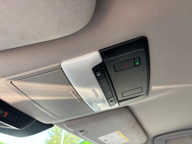 Used 2024 Nissan Pathfinder SV FWD image 27