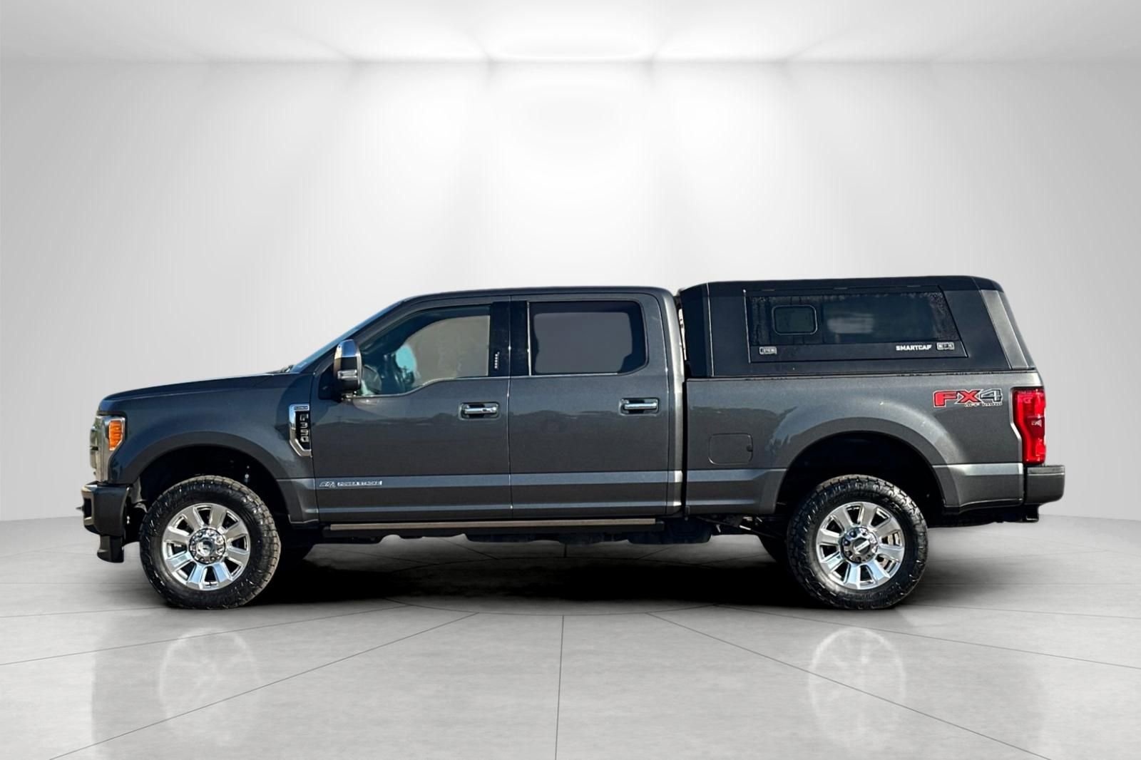 Used 2017 Ford F350 Platinum w/ Platinum Ultimate Package image 6