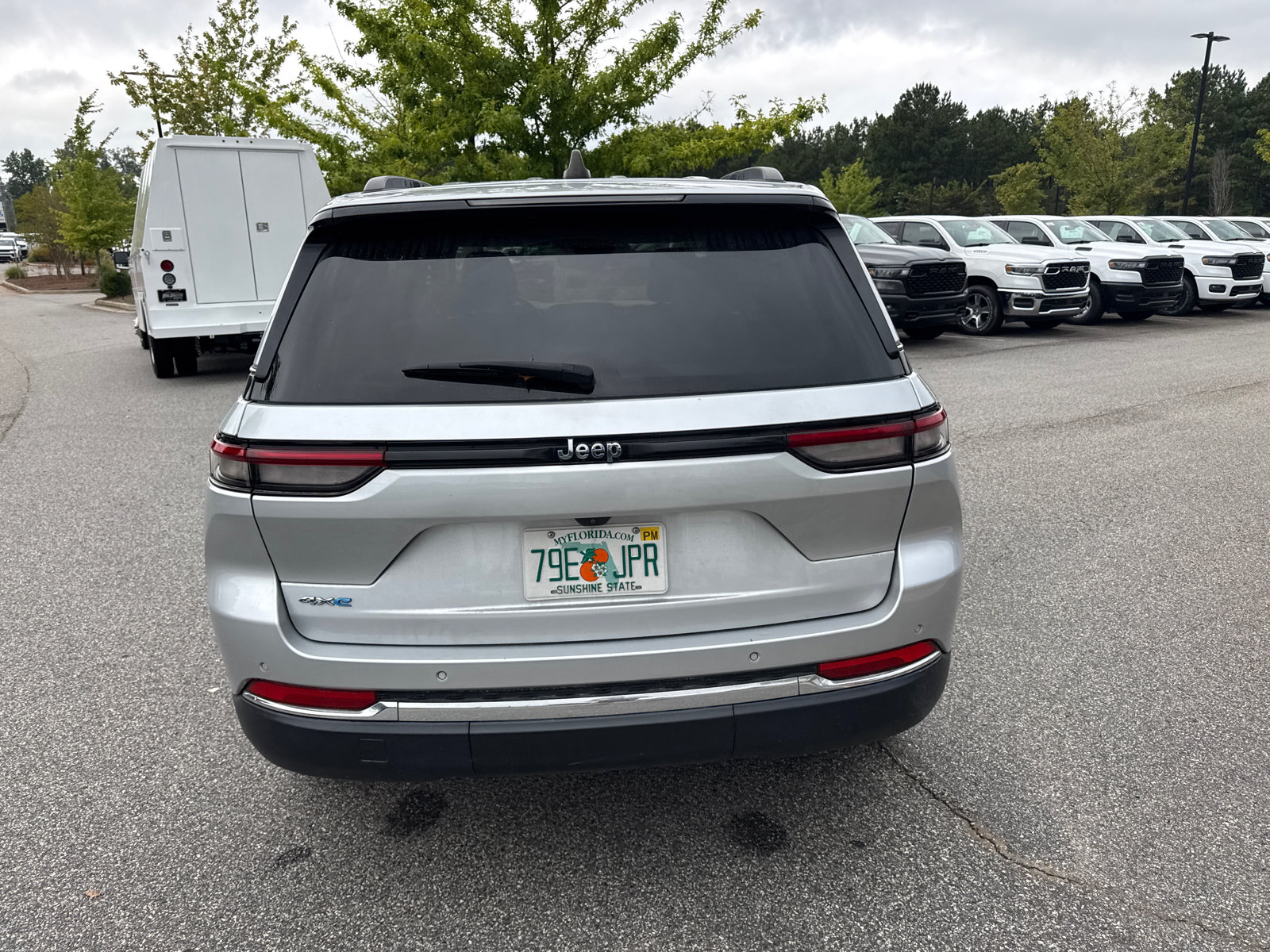 Used 2024 Jeep Grand Cherokee Limited 4xe AWD/4WD image 9