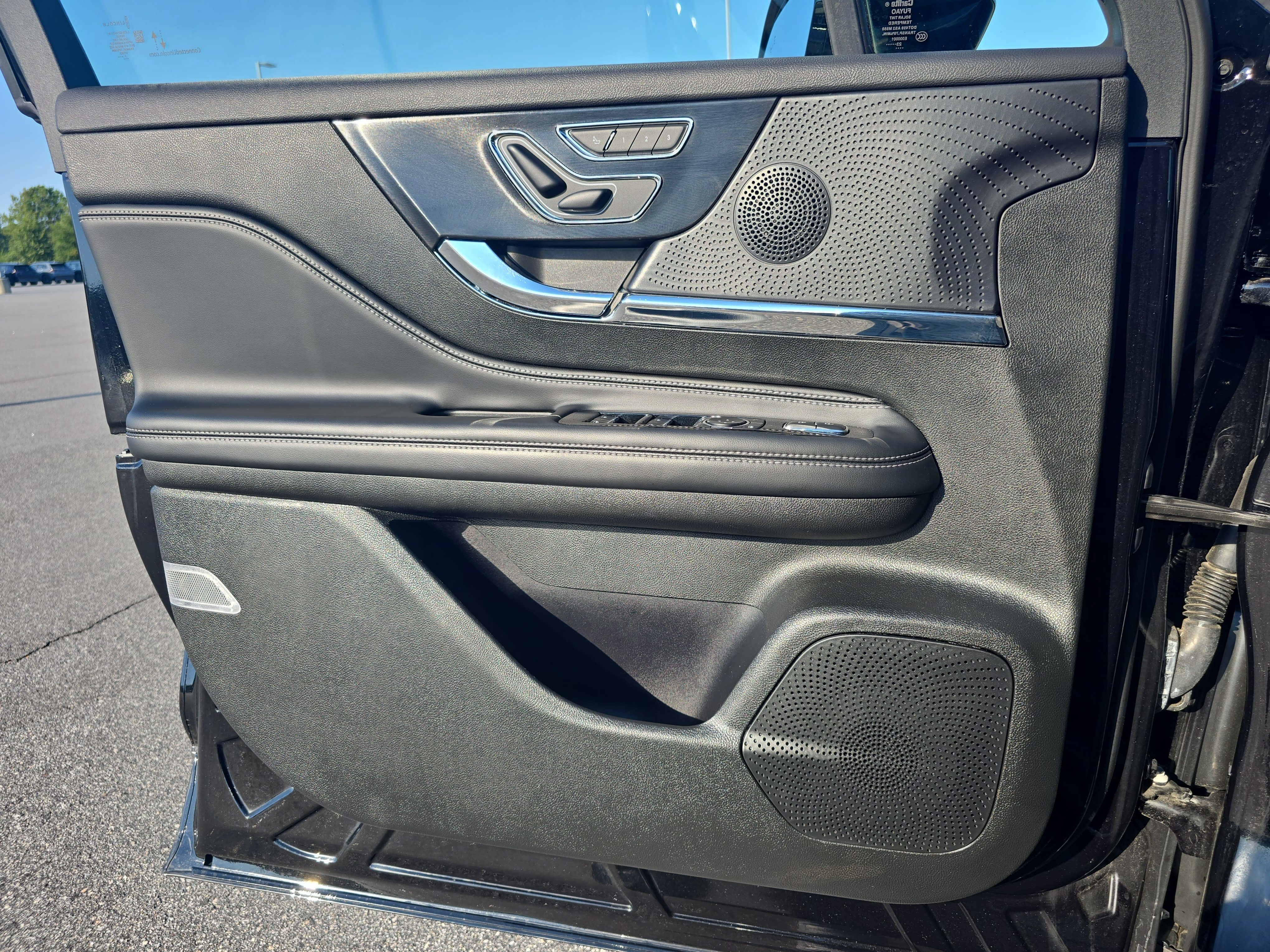 Certified 2024 Lincoln Corsair FWD image 26
