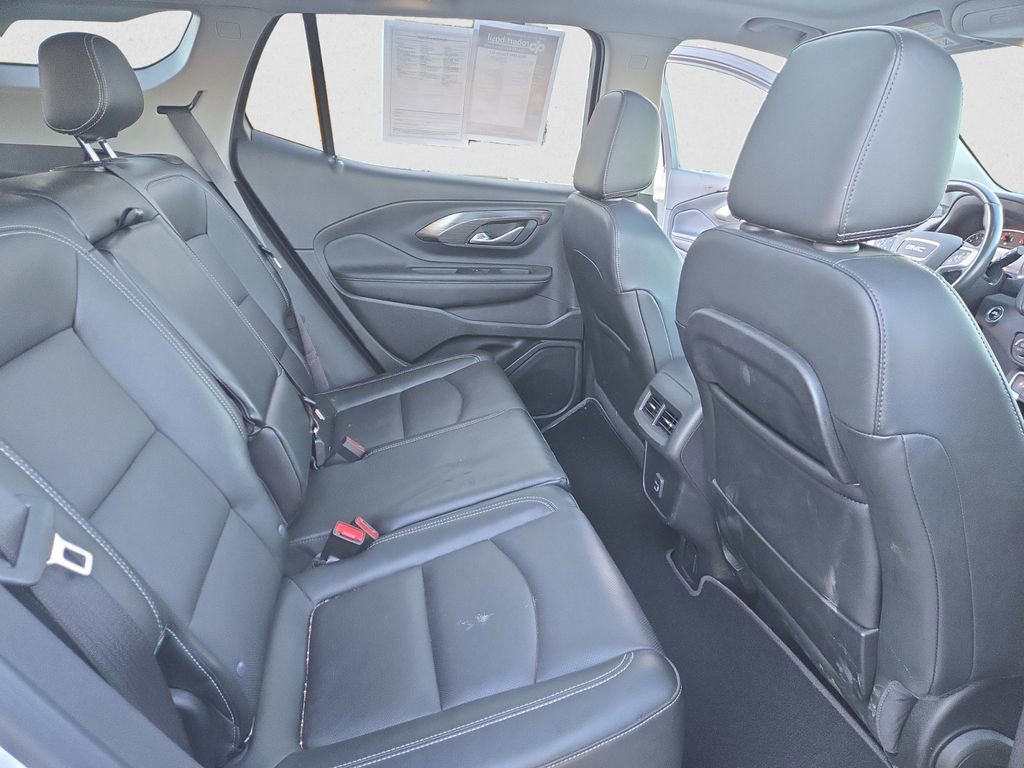 Used 2022 GMC Terrain SLT w/ Elevation Edition image 16