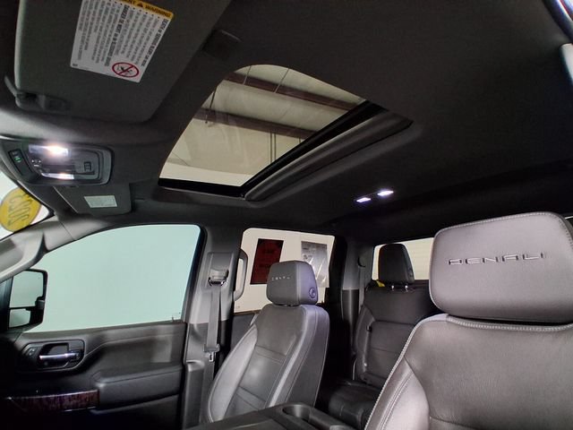 Certified 2023 GMC Sierra 3500 Denali w/ Denali Ultimate Package AWD/4WD image 11