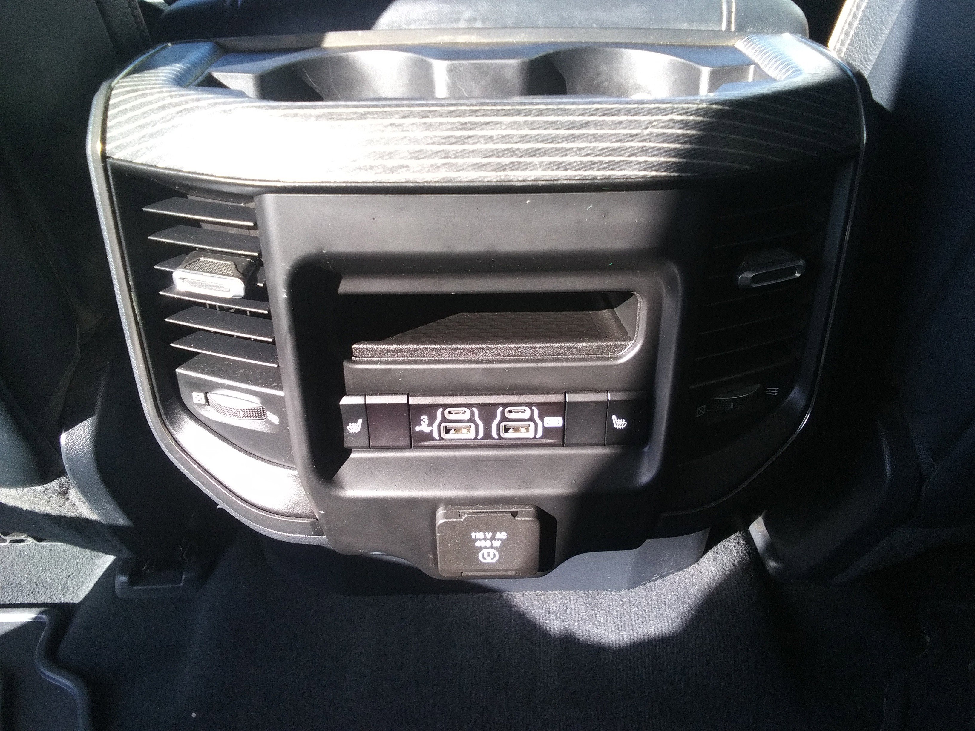 Used 2019 RAM 1500 Limited w/ Advanced Safety Group AWD/4WD image 12
