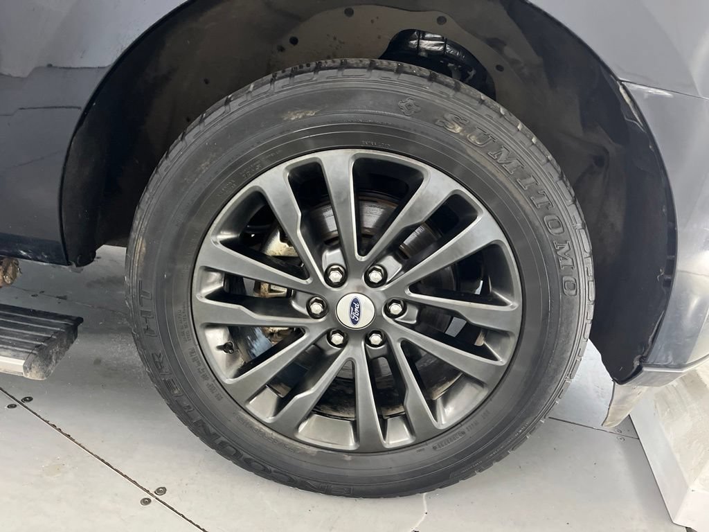 Used 2019 Ford Expedition Limited AWD/4WD image 17