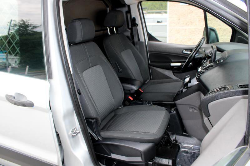Used 2019 Ford Transit Connect XLT image 9