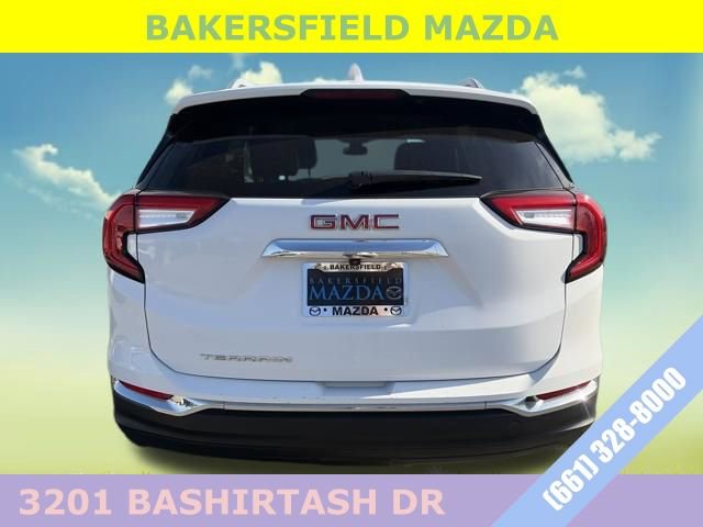 Used 2024 GMC Terrain SLT image 4