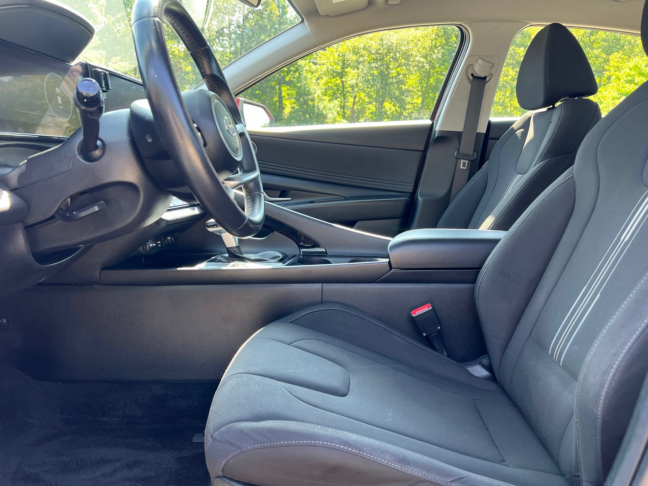Used 2023 Hyundai Elantra SEL w/ Convenience Package FWD image 16