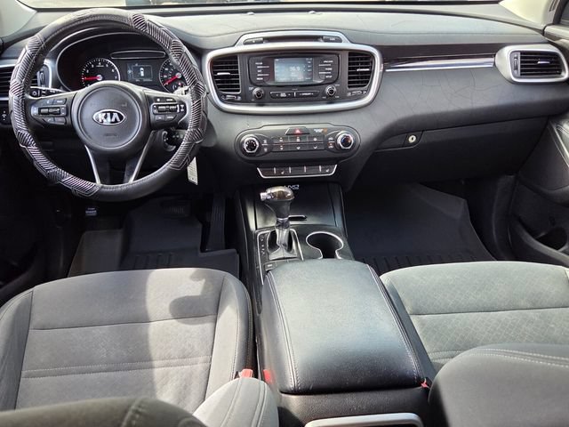 Used 2016 Kia Sorento FWD w/ LX Convenience Package image 12