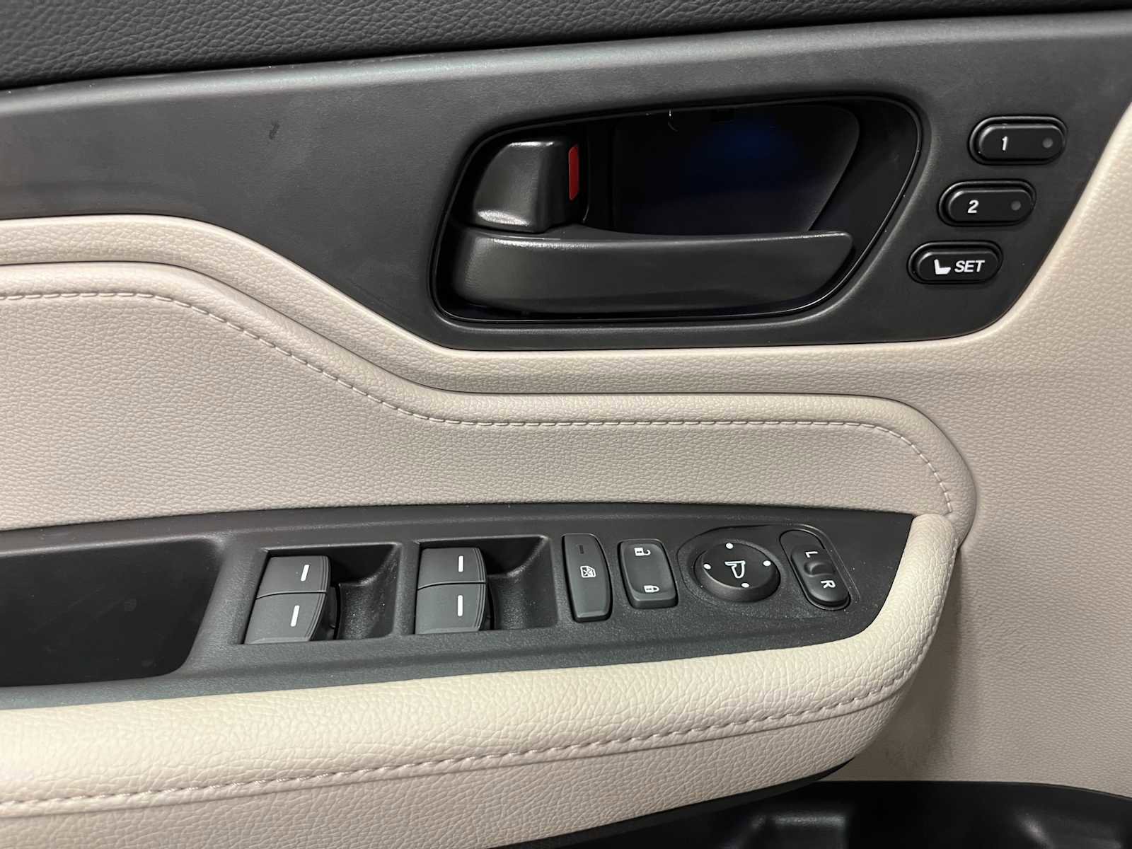 New 2026 Honda Odyssey EX-L image 14