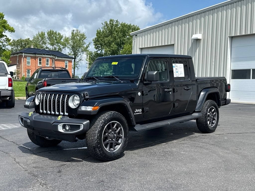Used 2022 Jeep Gladiator Overland w/ Trailer Tow Package AWD/4WD image 3