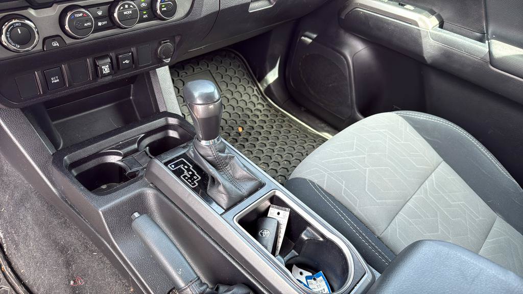 Used 2021 Toyota Tacoma 4x4 Double Cab image 25