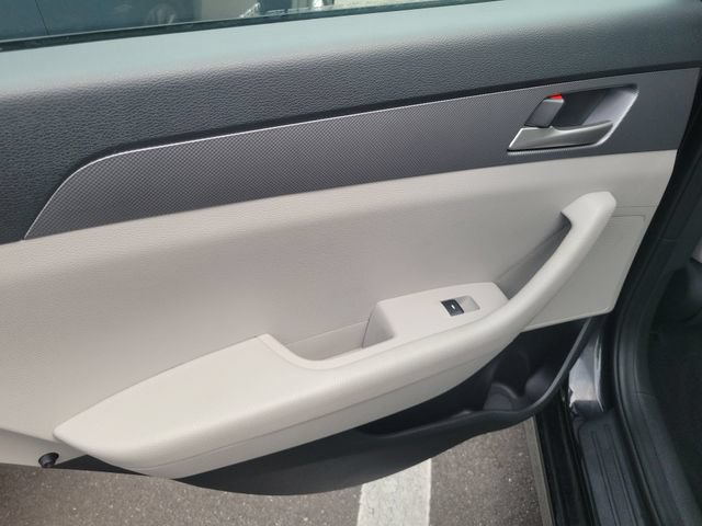 Used 2018 Hyundai Sonata SE FWD image 8