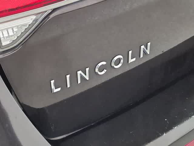 Used 2013 Lincoln MKX AWD image 19