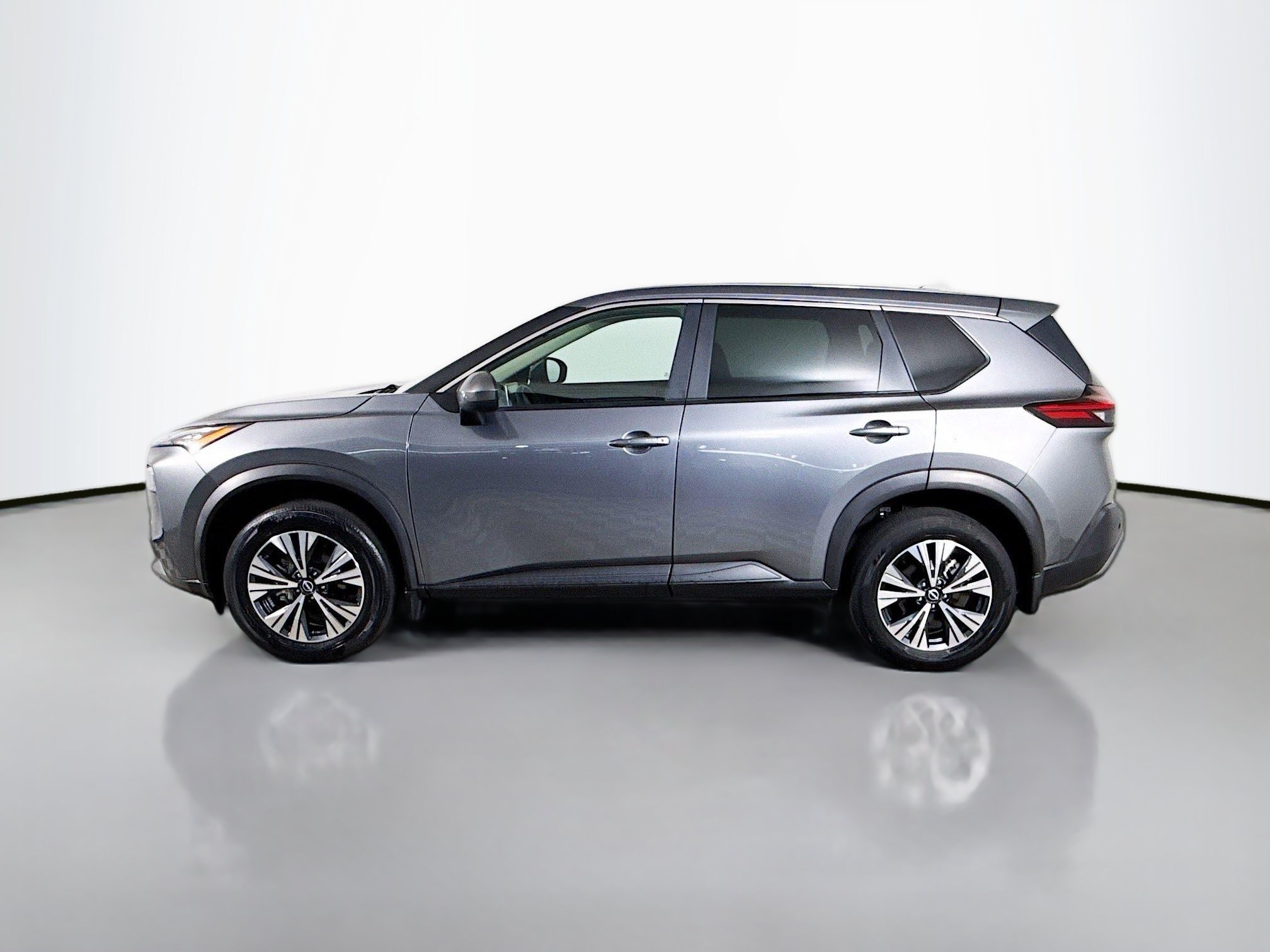 Used 2023 Nissan Rogue SV FWD image 6