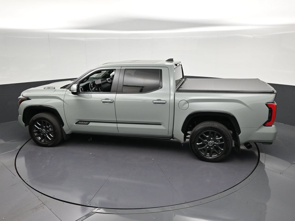 Used 2024 Toyota Tundra Platinum AWD/4WD image 28