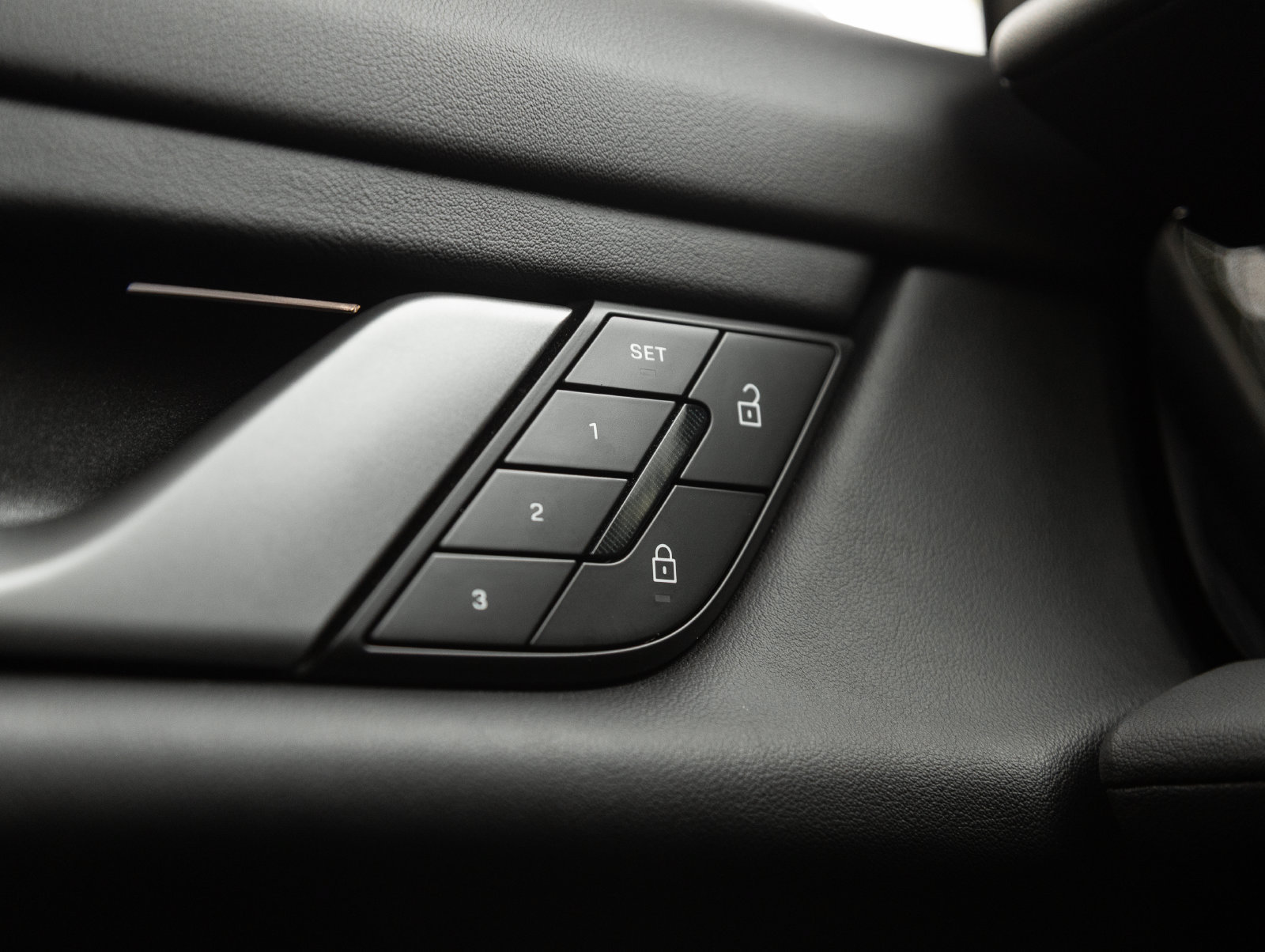 Certified 2025 Porsche Taycan AWD/4WD image 19