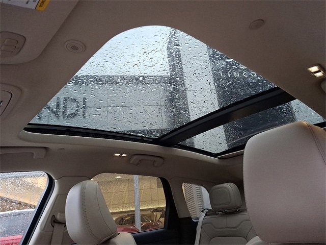 Certified 2022 Lincoln Corsair Reserve w/ Elements Package image 14