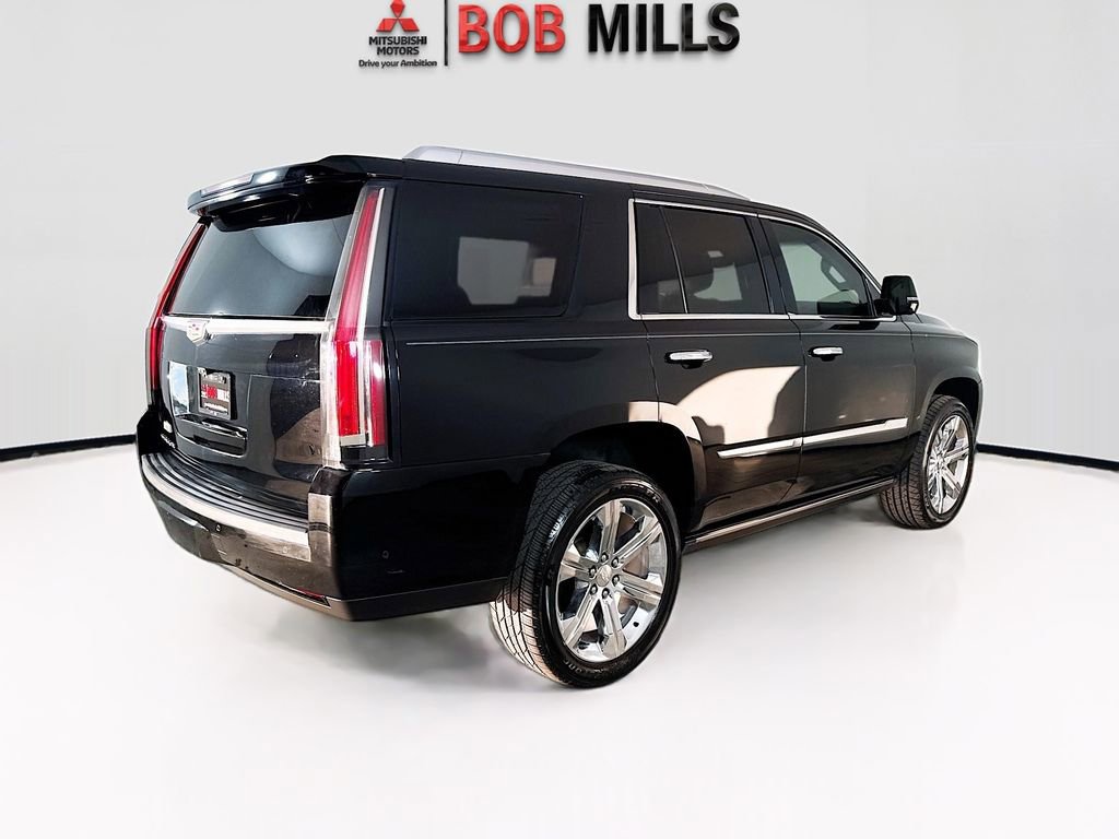 Used 2017 Cadillac Escalade Premium Luxury image 7