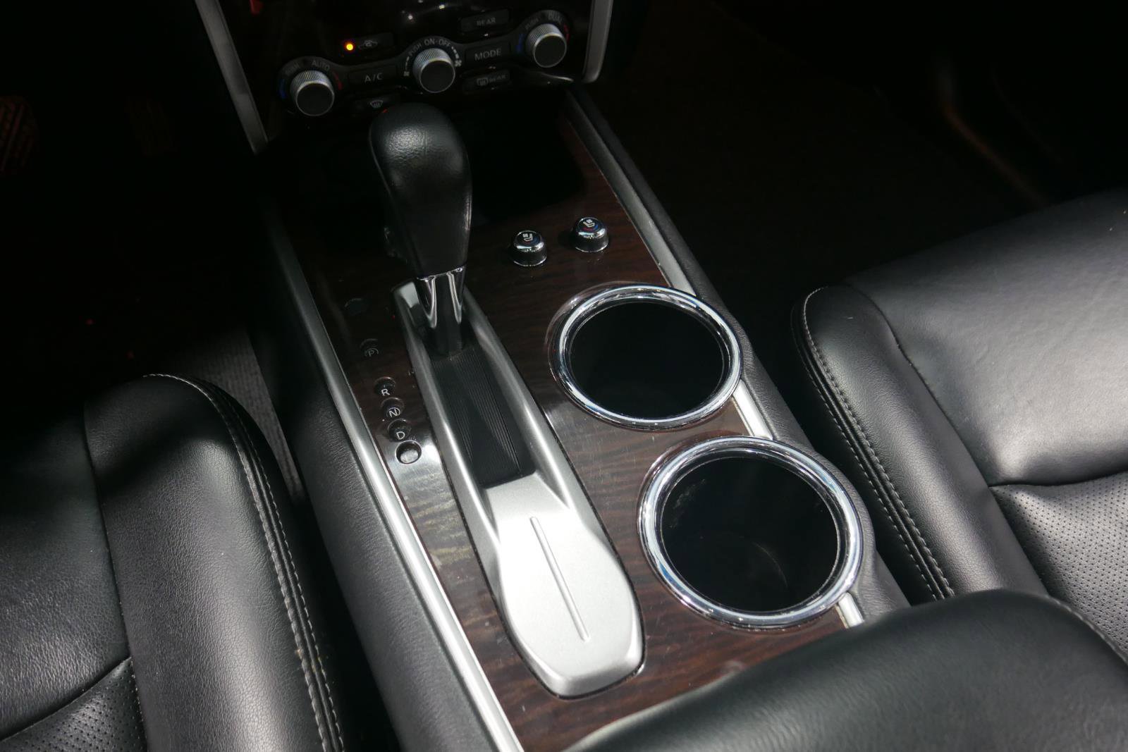 Used 2015 Nissan Pathfinder Platinum w/ Cargo Package image 25