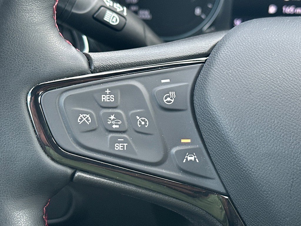 Used 2023 Chevrolet Equinox RS image 9