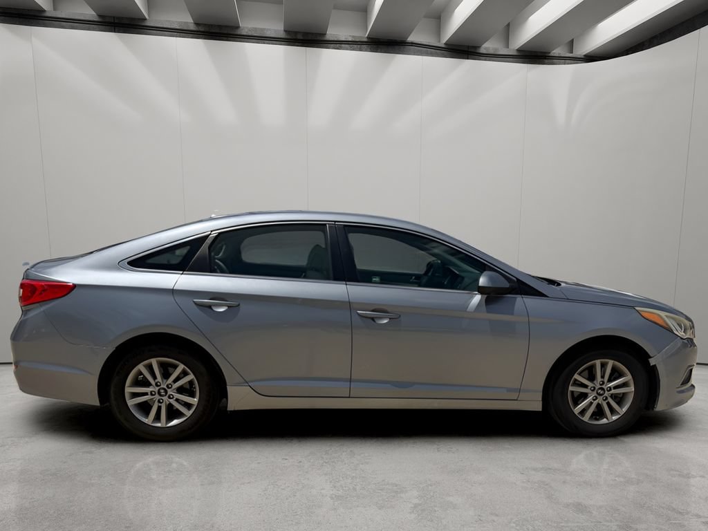 Used 2016 Hyundai Sonata SE FWD image 6