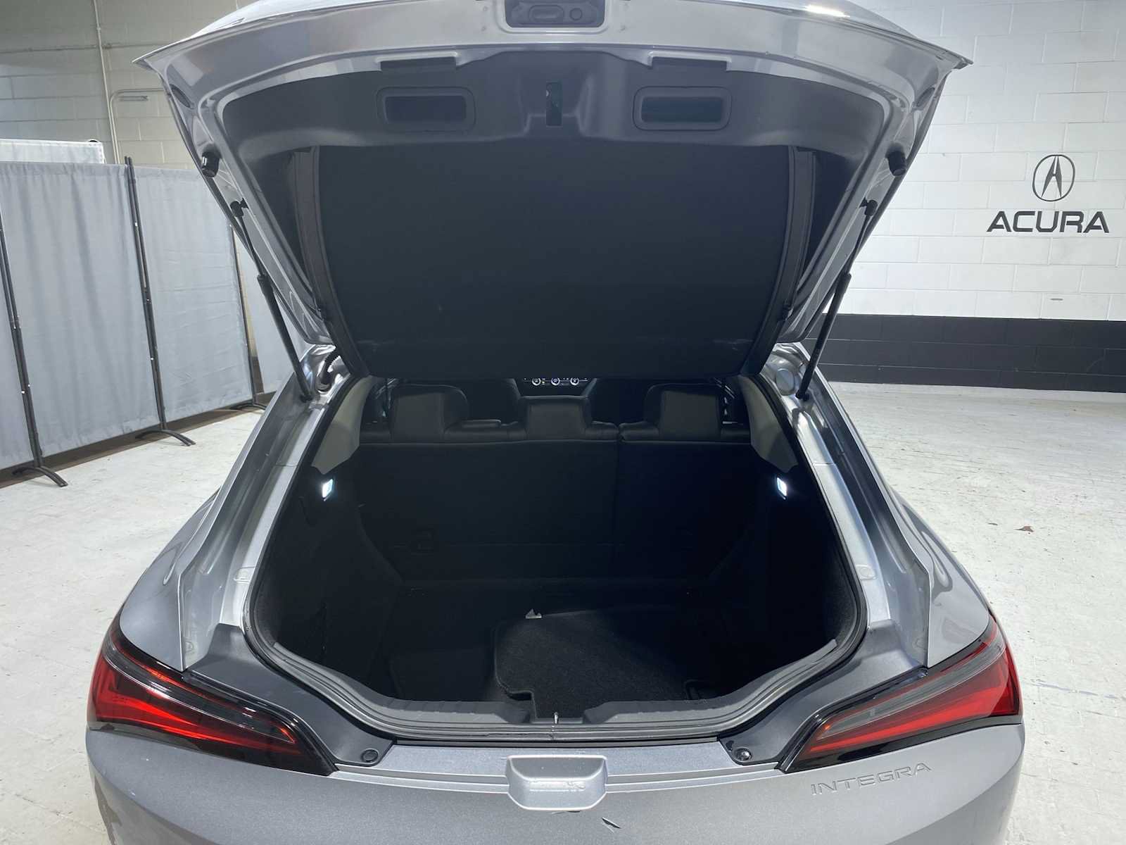 Used 2024 Acura Integra FWD image 19
