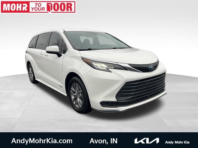 Used 2021 Toyota Sienna LE